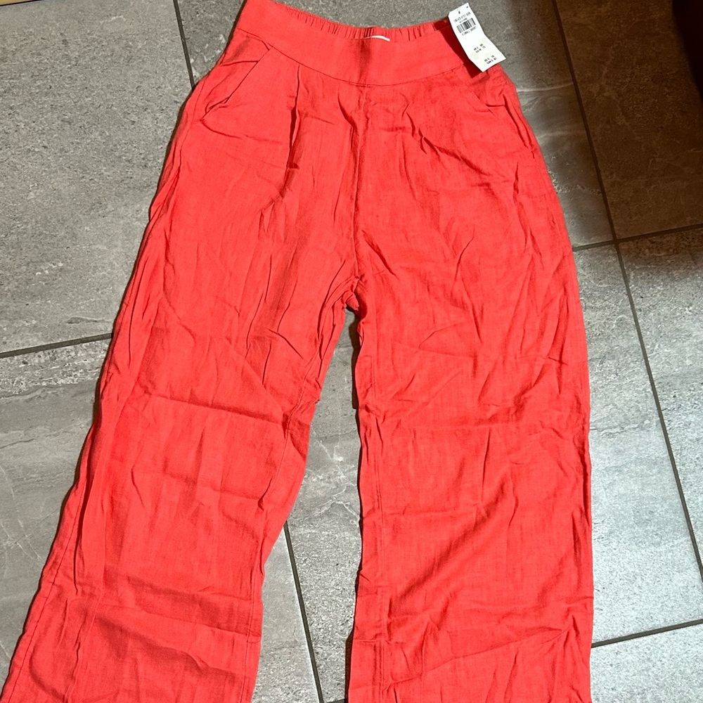 Linen-Blend Tailored Wide Leg Pant